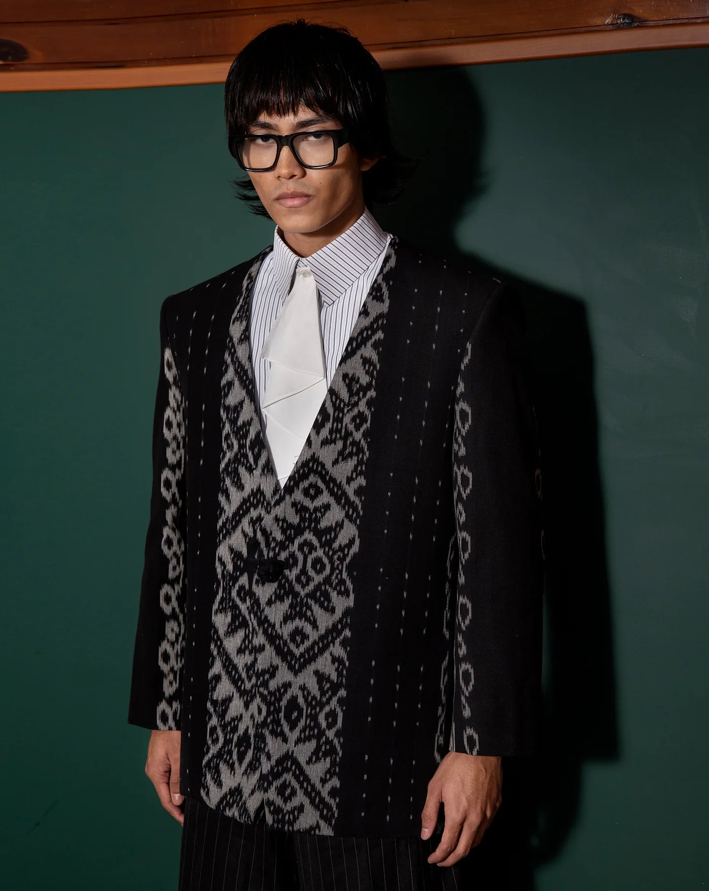 Suit Ikat