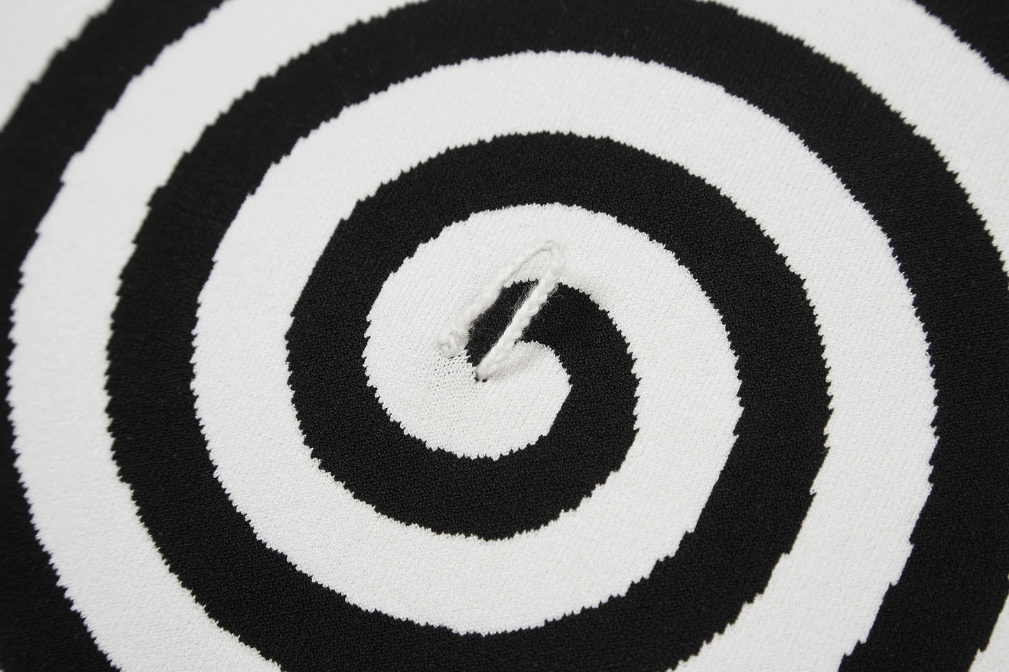 Hypnotia Hankie (Jet Black & Pure White)