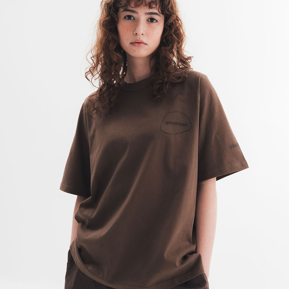 STACKS TEE - DARK BROWN