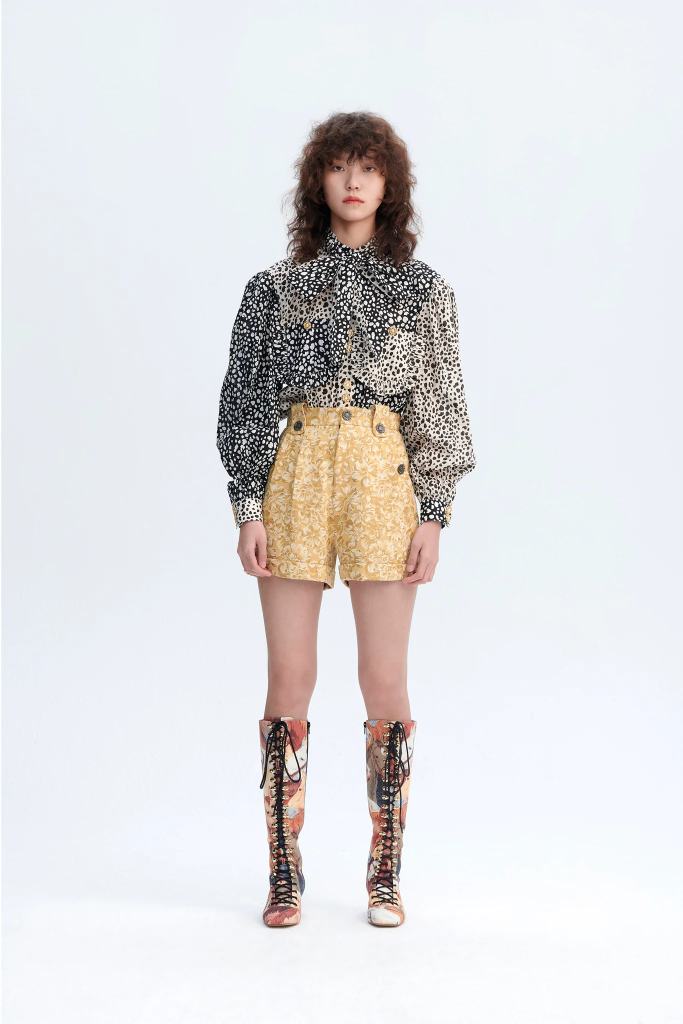 Grandma Wedding Dinner Shorts (Light Mustard)