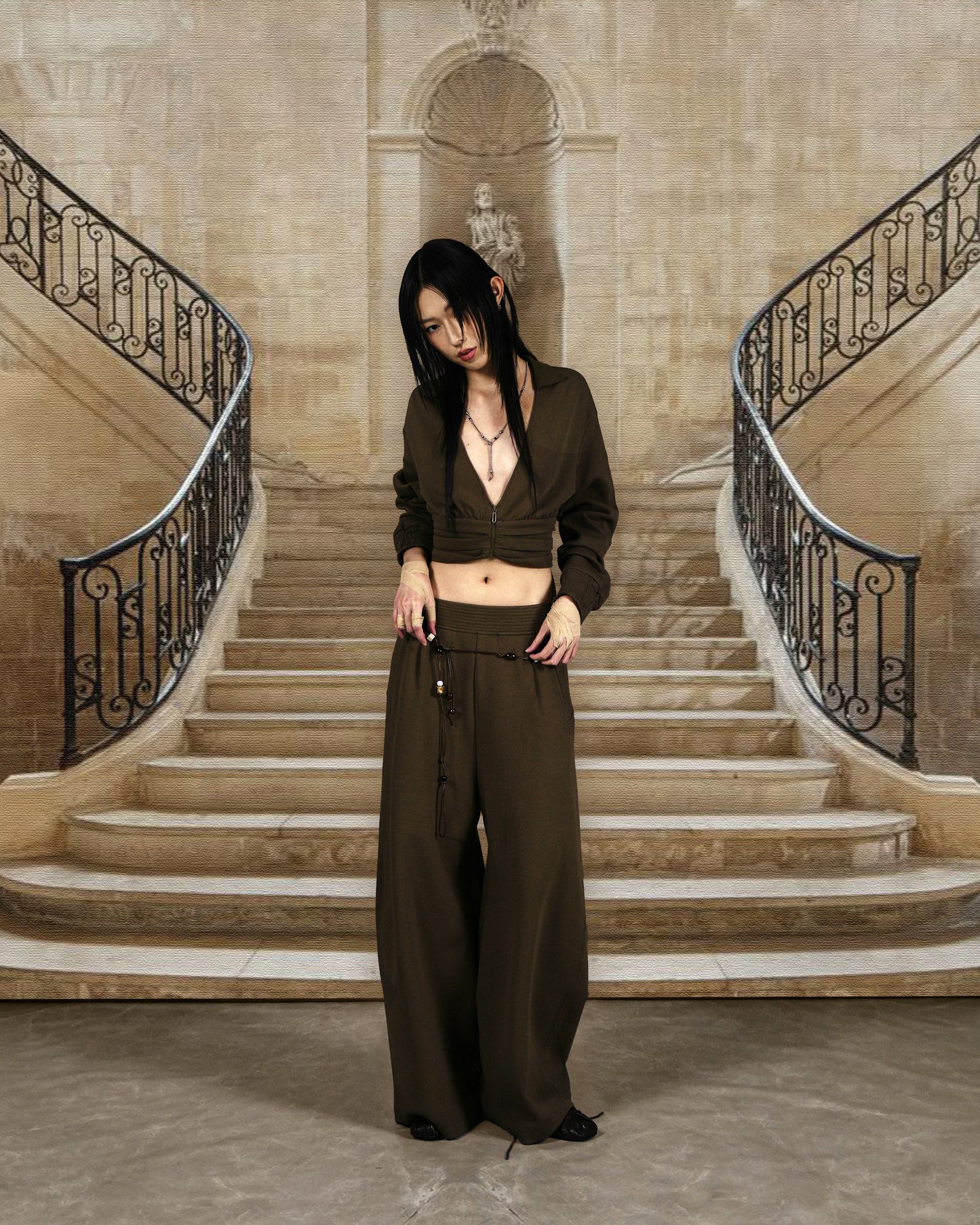 N E O VOL.2_CH.2 BOXER CROP TOP - BROWN