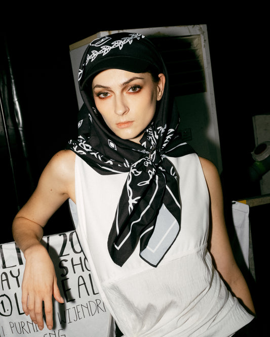 BEV C PEACE BANDANA