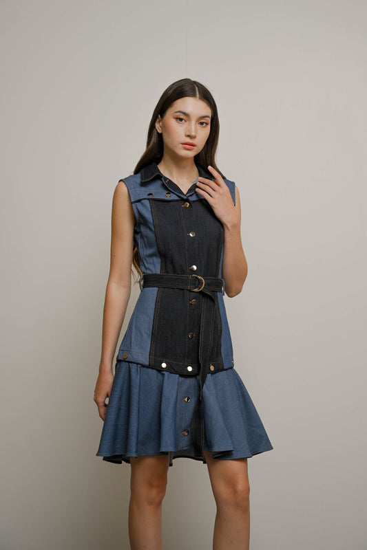 SOLLINARY TWO - WAY DRESS IN DENIM