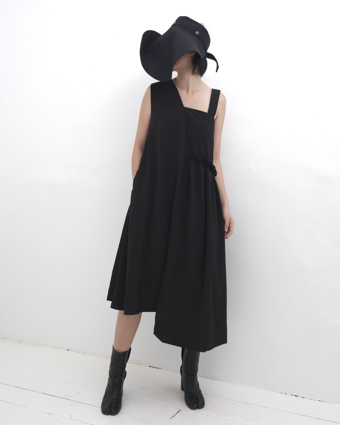 Asymmetric Dress