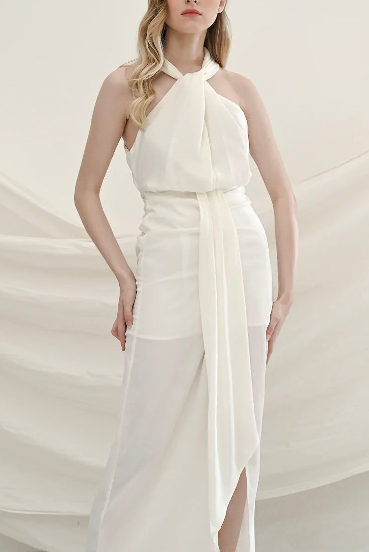 WHITE SWAN