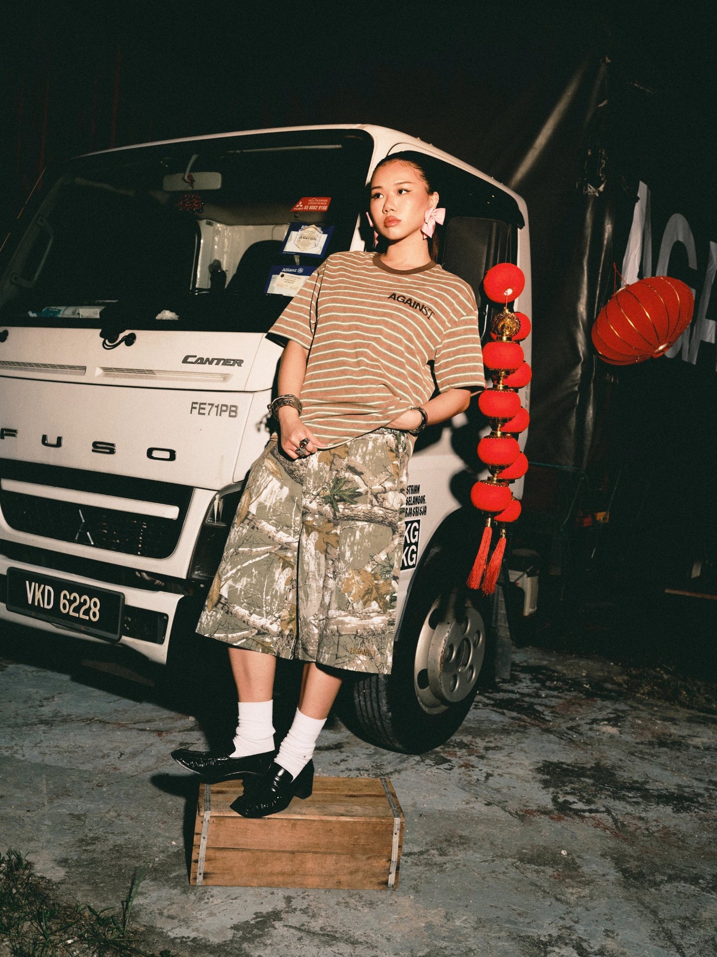 CHAINSTITCH STRIPE TEE BROWN