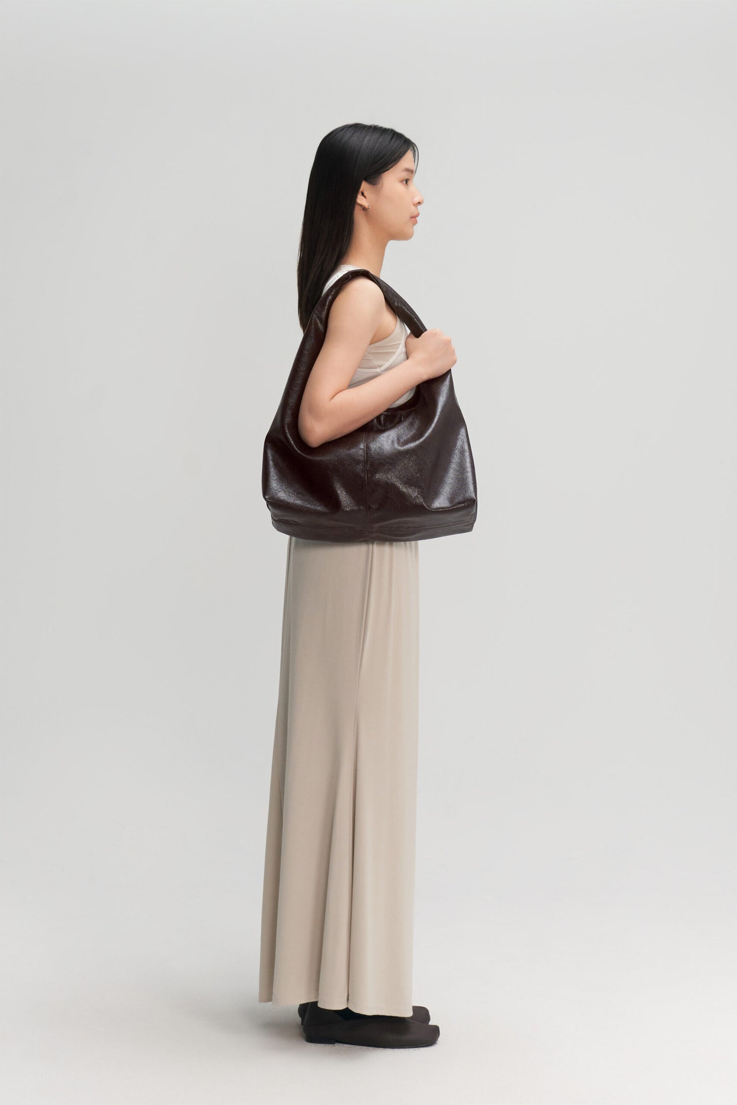 Triangle Leather Tote (Dark Brown)