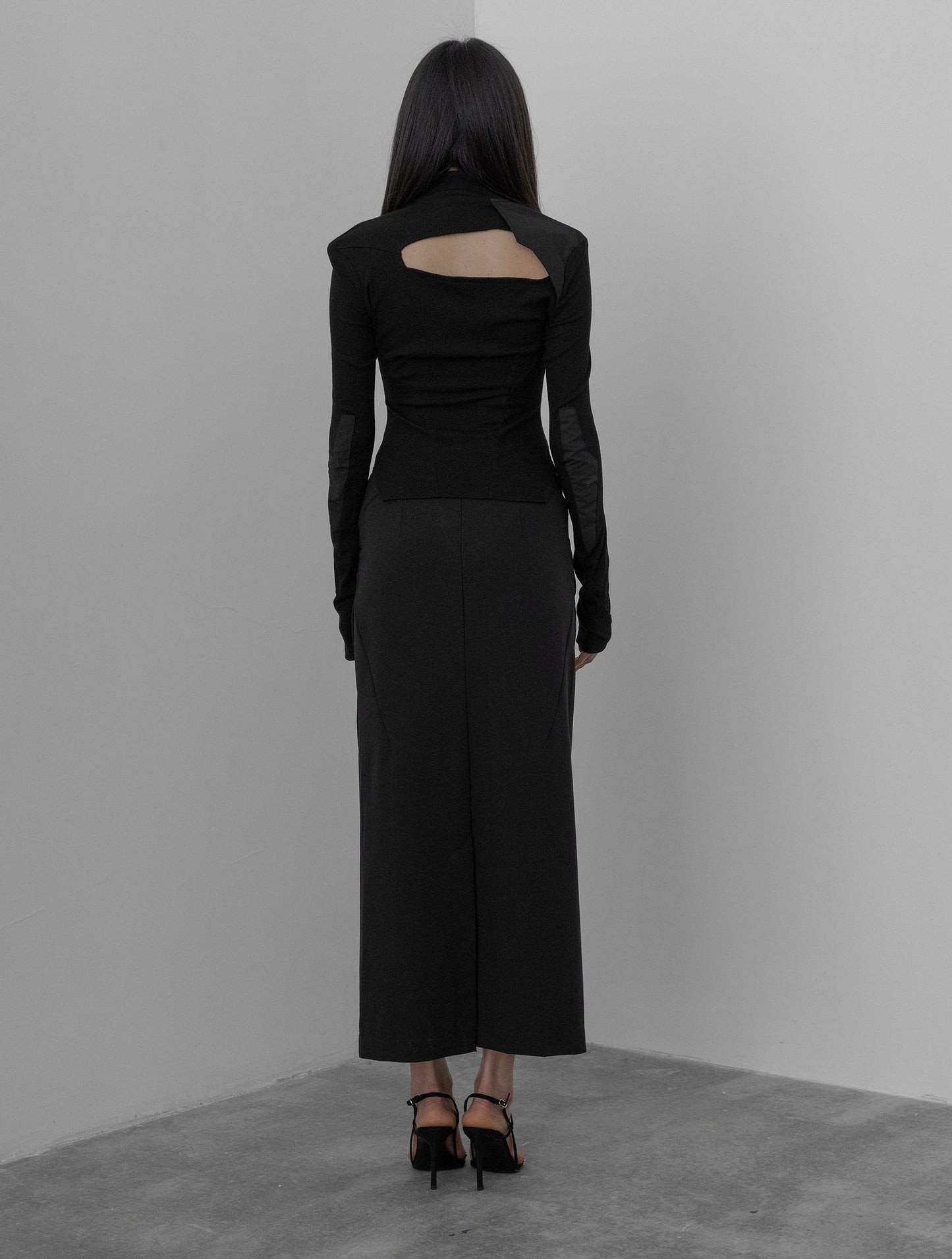 LV.2 Long skirt X