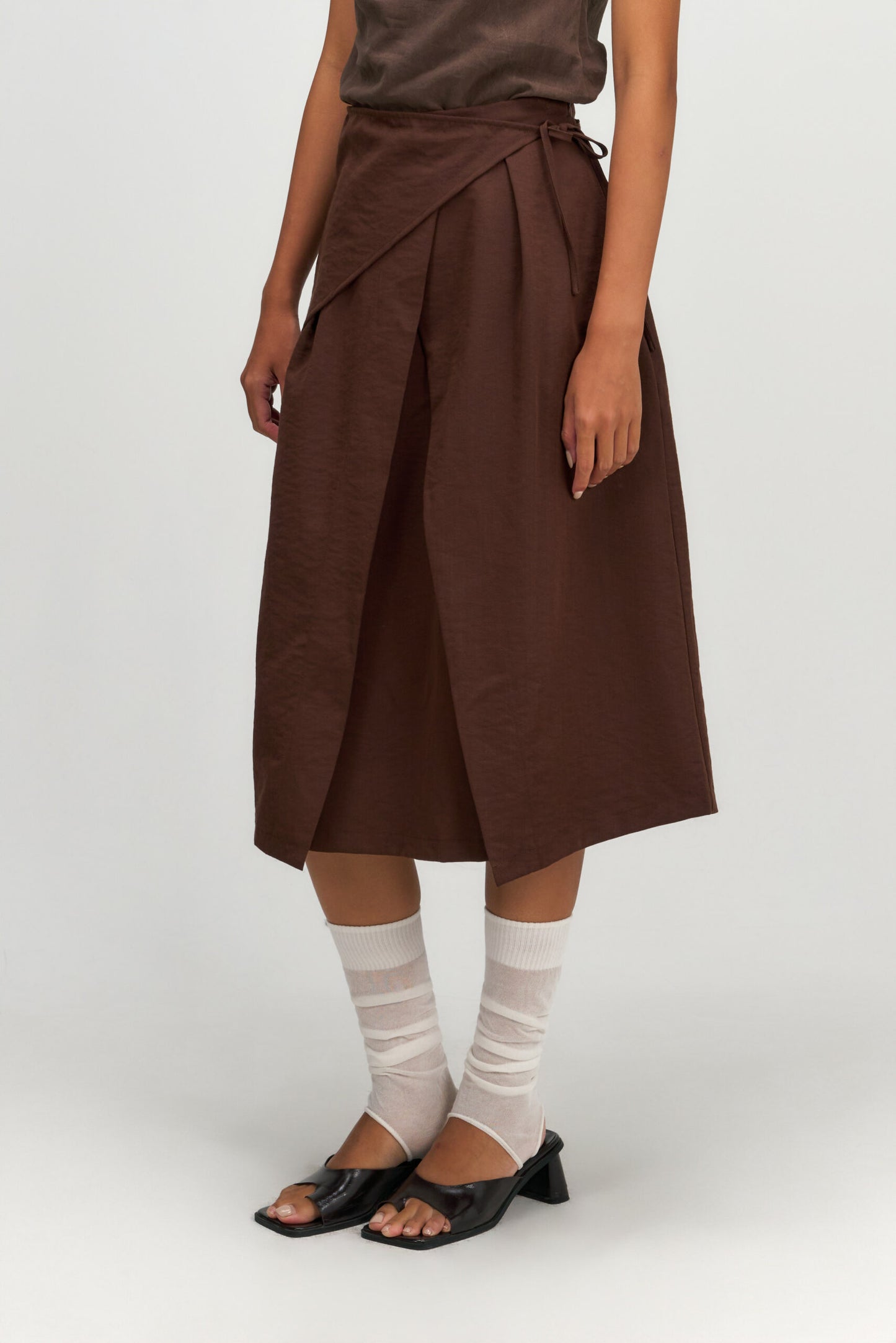 Waist Bandeu Layering Skirt – Midi (Brown)
