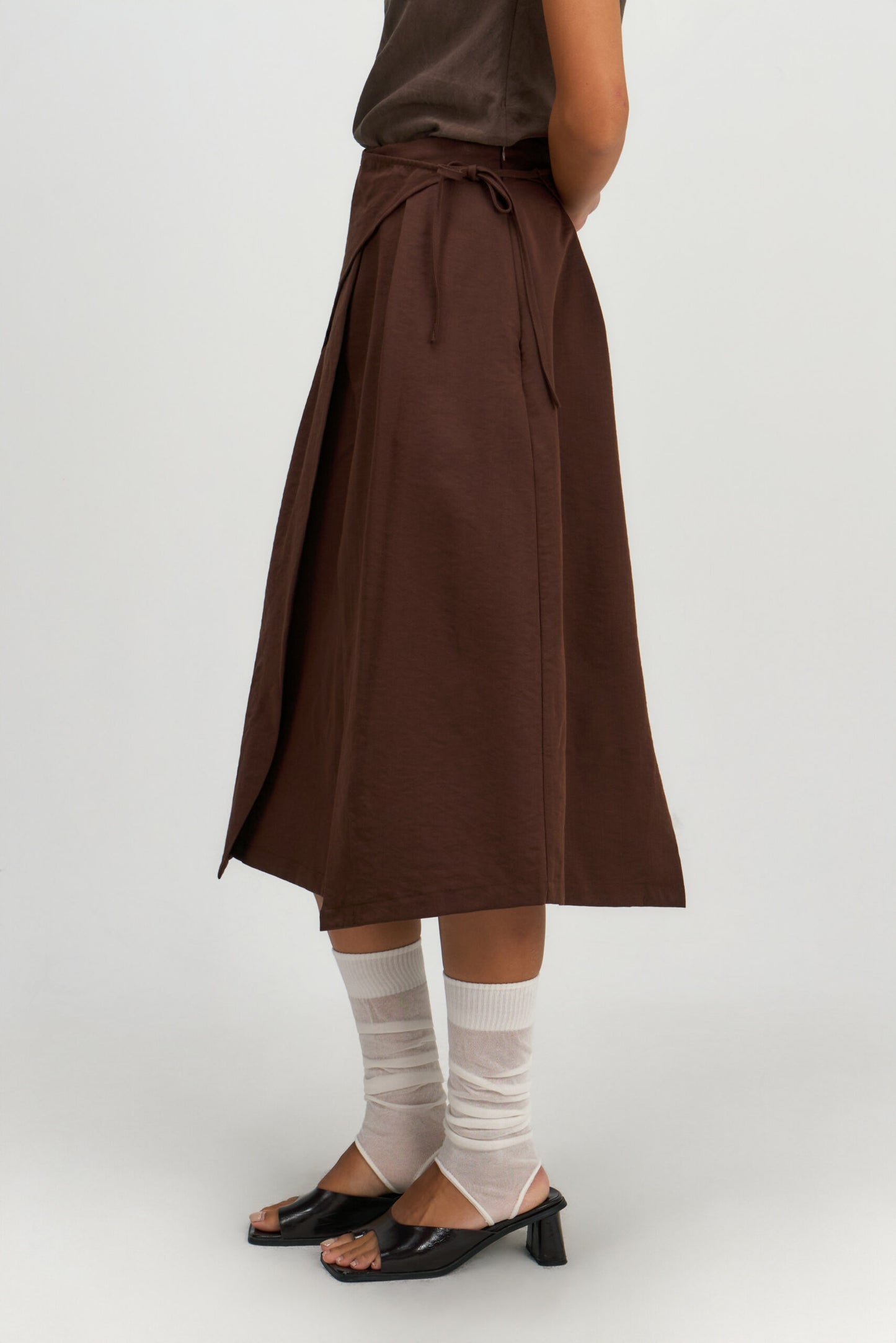 Waist Bandeu Layering Skirt – Midi (Brown)