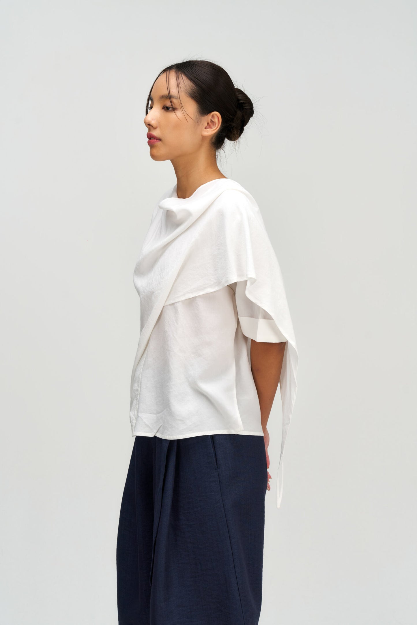 Neck-Scarf Half Sleeve Blouse (White)