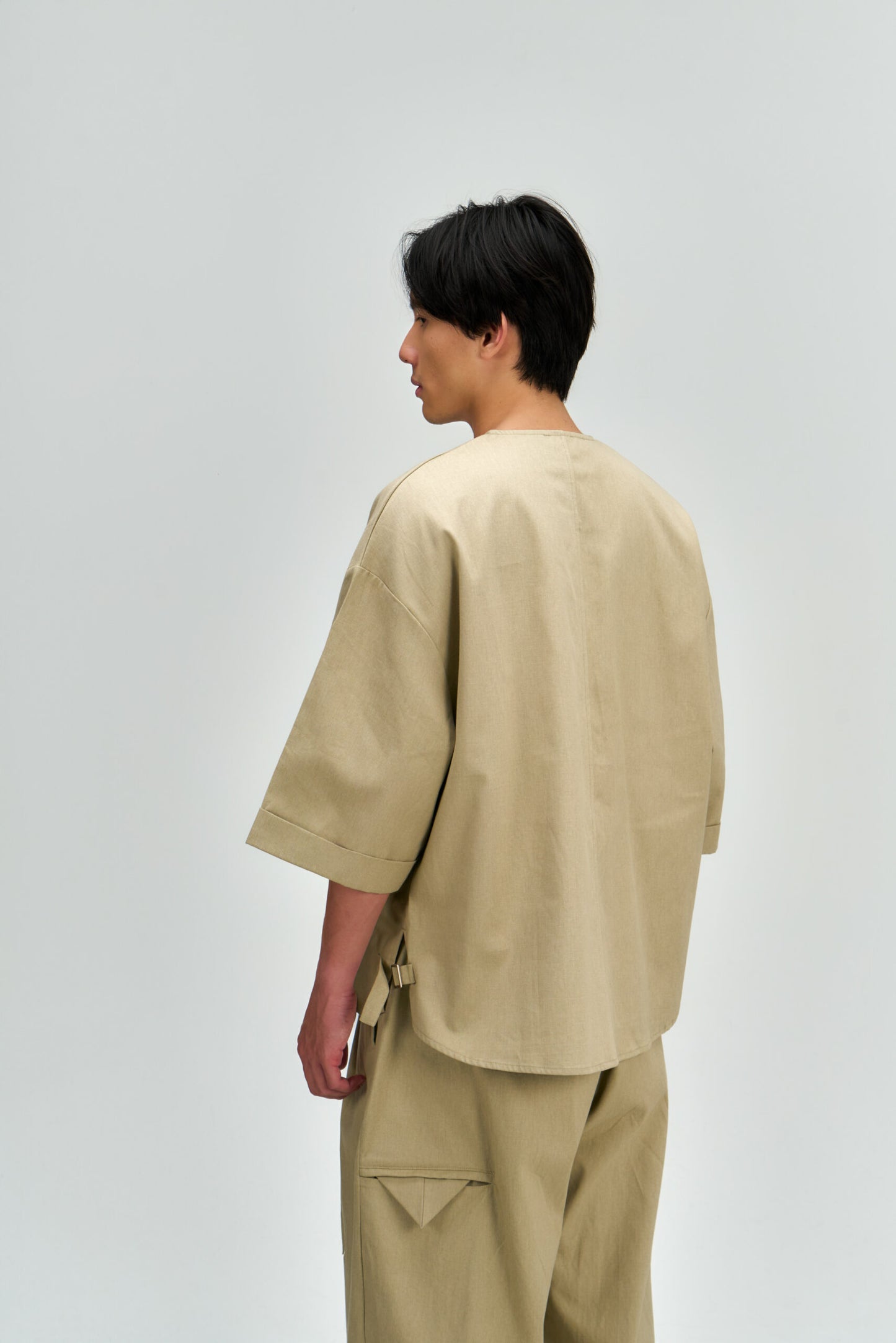 Gender Neutral Collarless Half-Zipper Shirt (Beige)