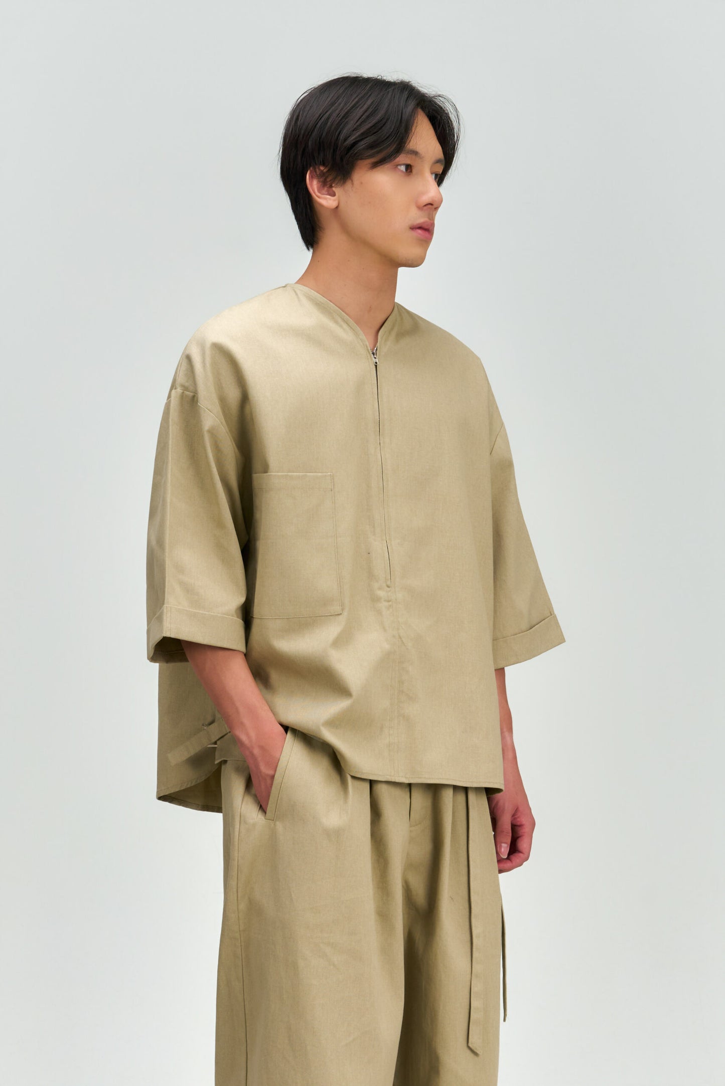 Gender Neutral Collarless Half-Zipper Shirt (Beige)