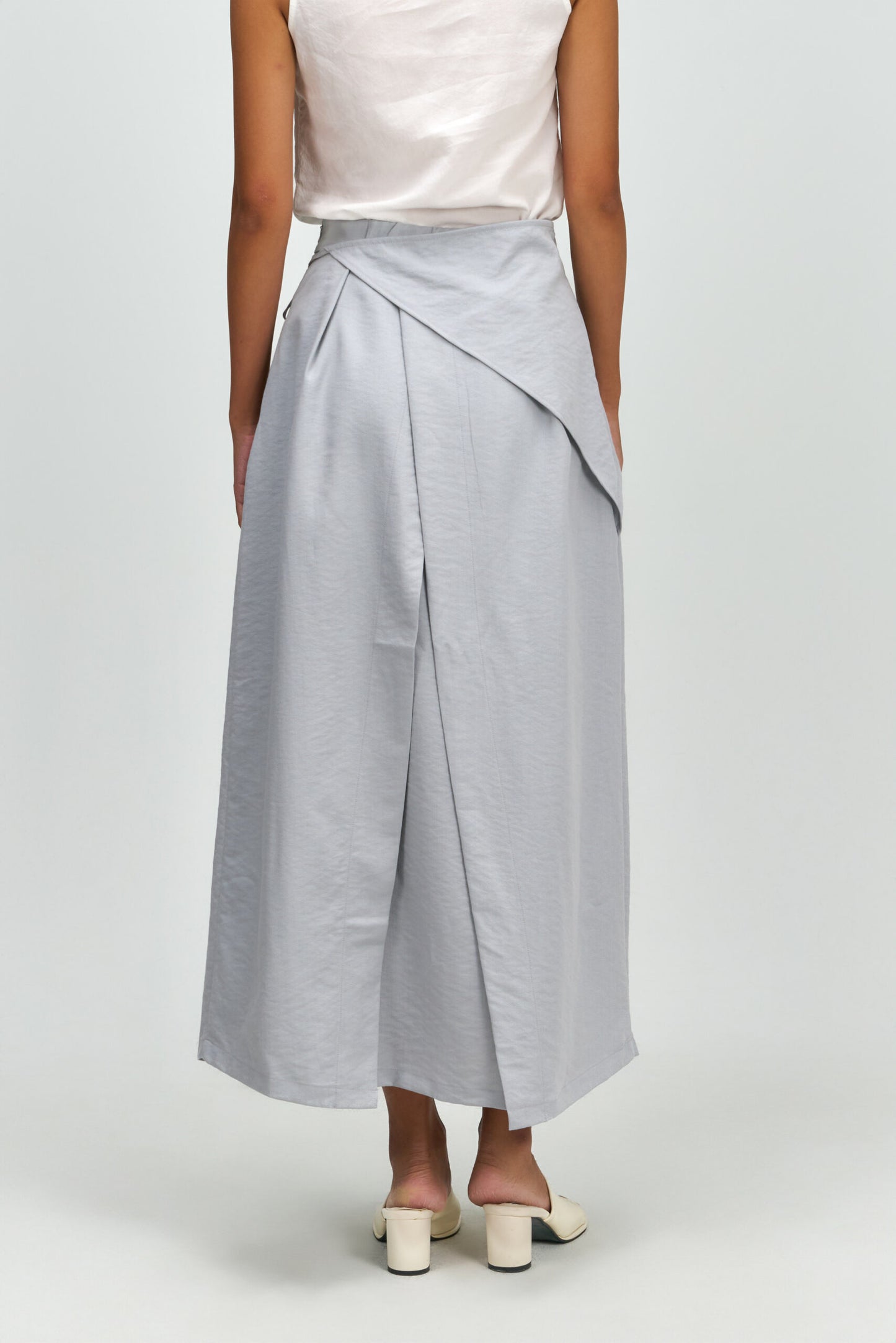 Waist Bandeu Pleated Skirt – Plus Long (Light Blue)