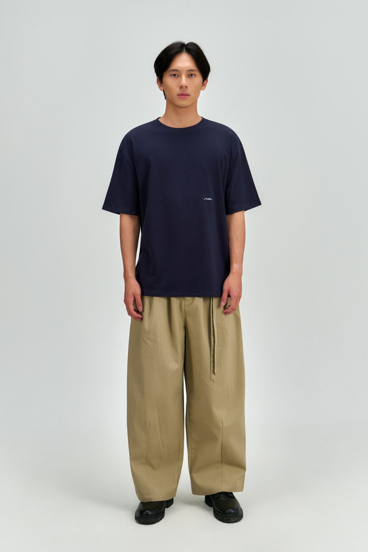 Gender Neutral Drift Knit Straight Long Tee (Navy)