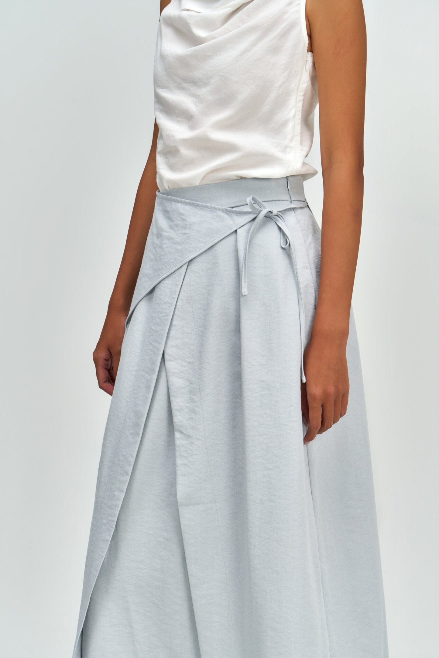 Waist Bandeu Layering Skirt – Midi (Light Blue)