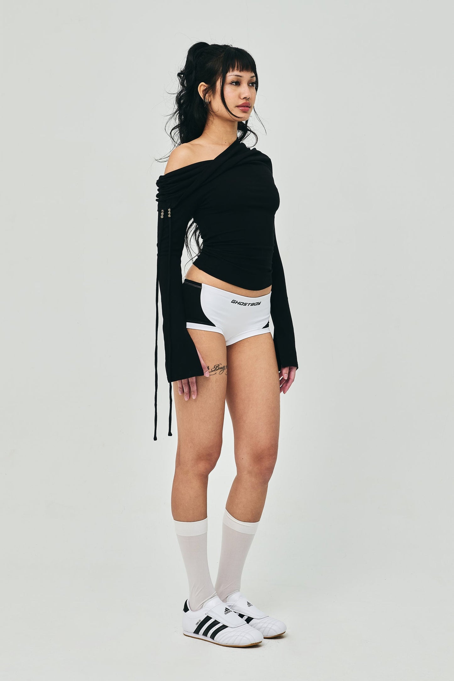 DEVOTION TOP BLACK