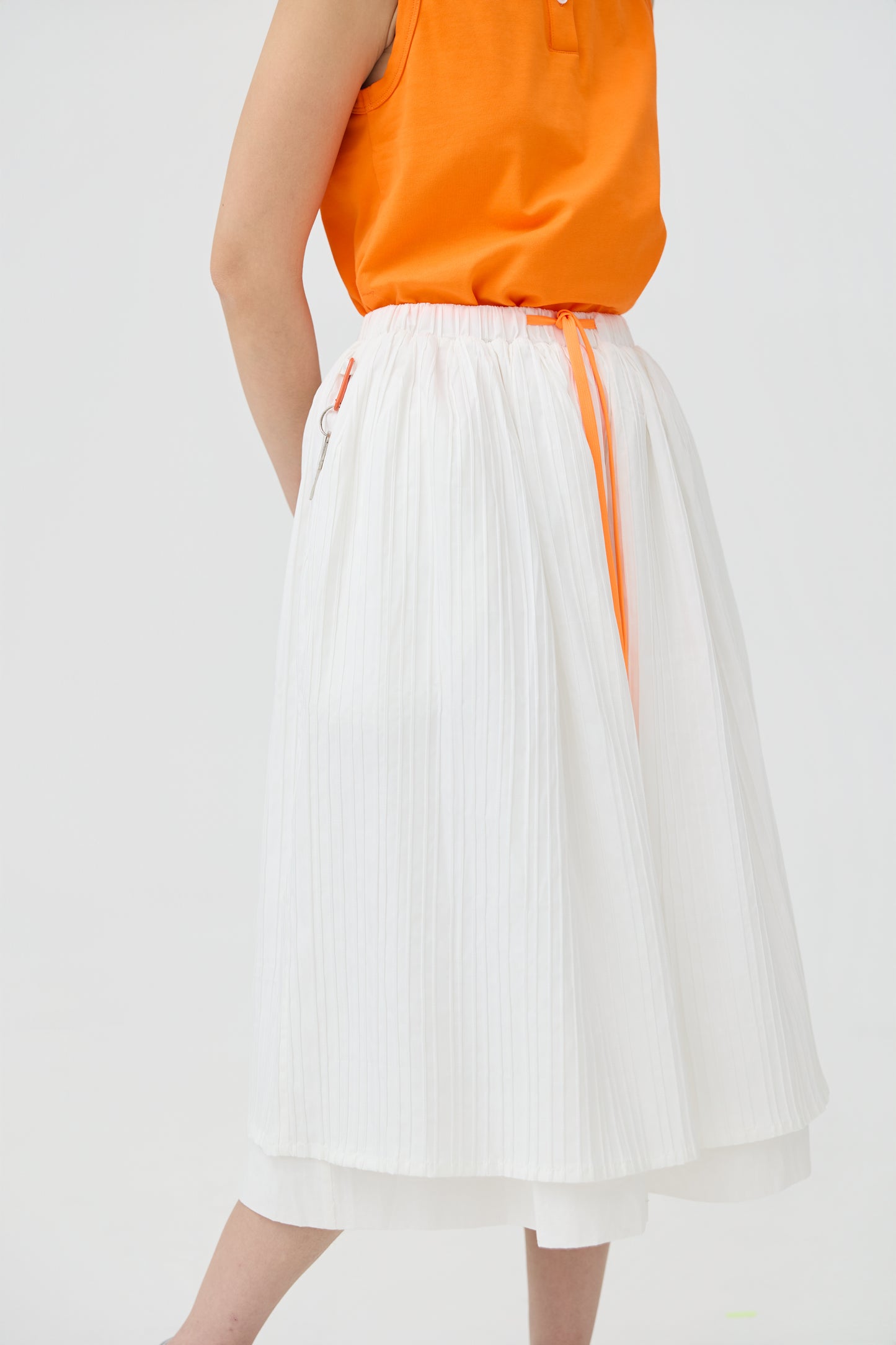 FUTAE SKIRT - WHITE SEERSUCKER