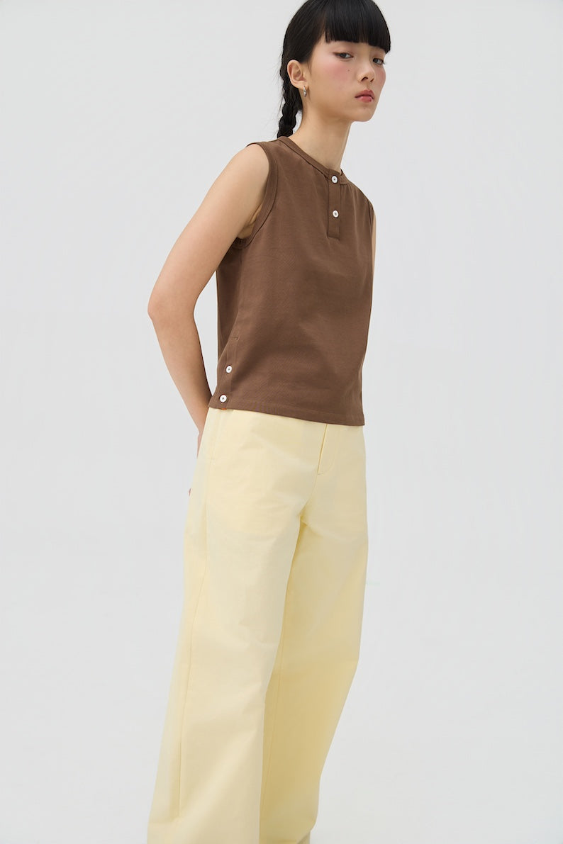 MUSUBI HENLEY TANK - CHOCOLATE