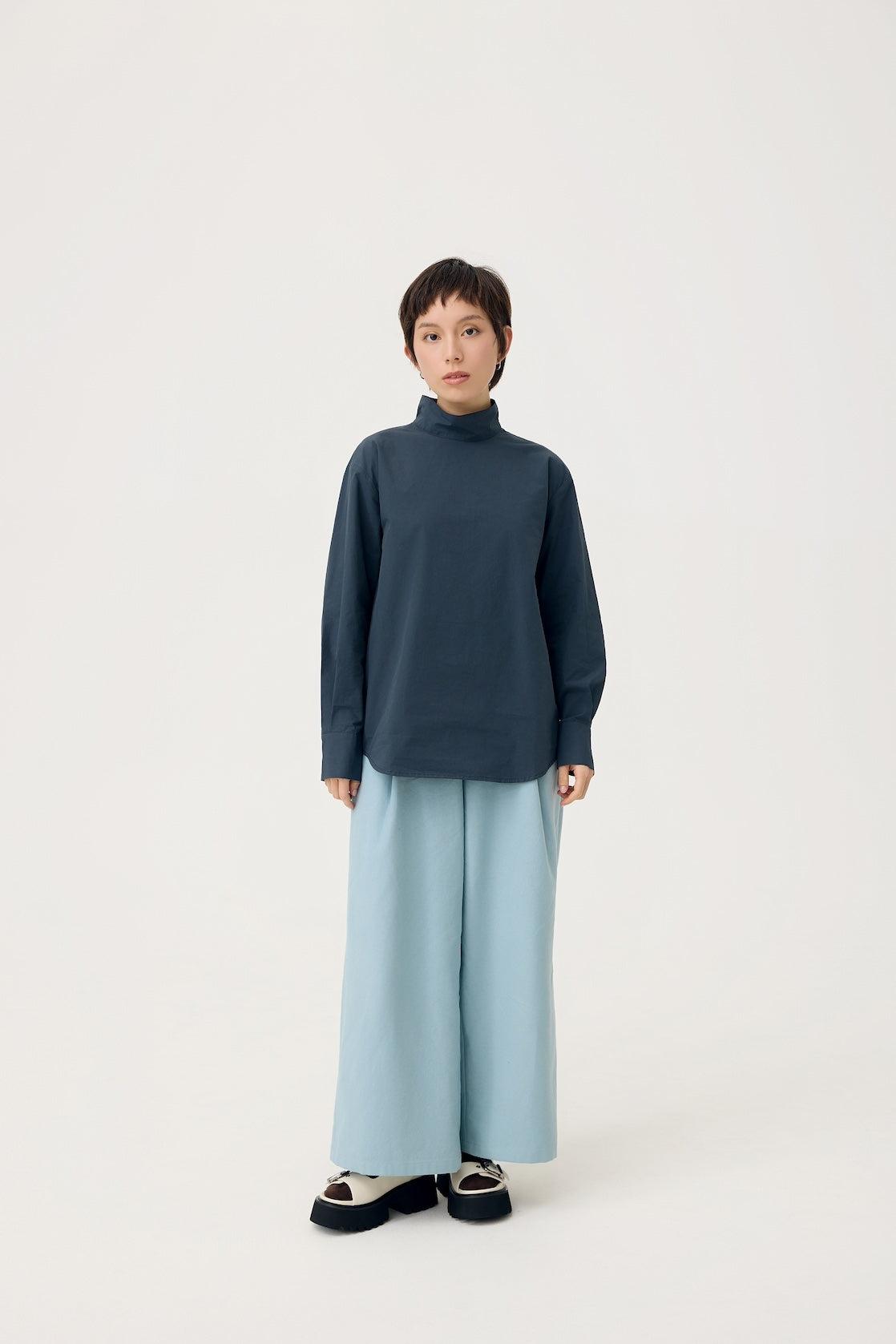 OKI SCARF TOP IN DARK NAVY