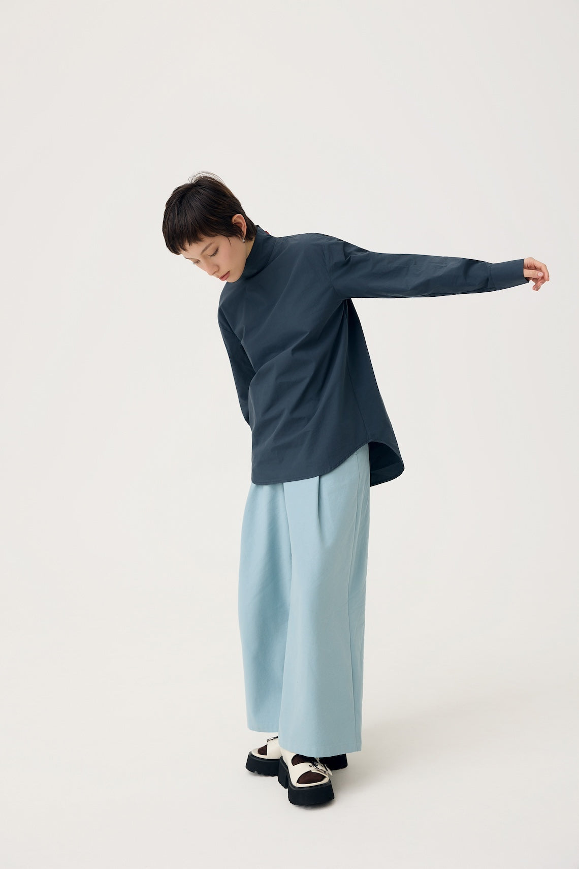OKI SCARF TOP IN DARK NAVY