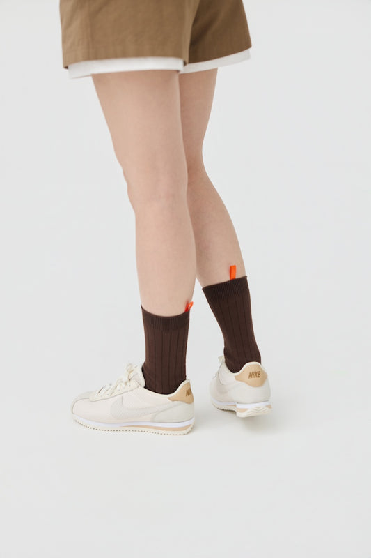 TAB CREW SOCKS - CHOCOLATE