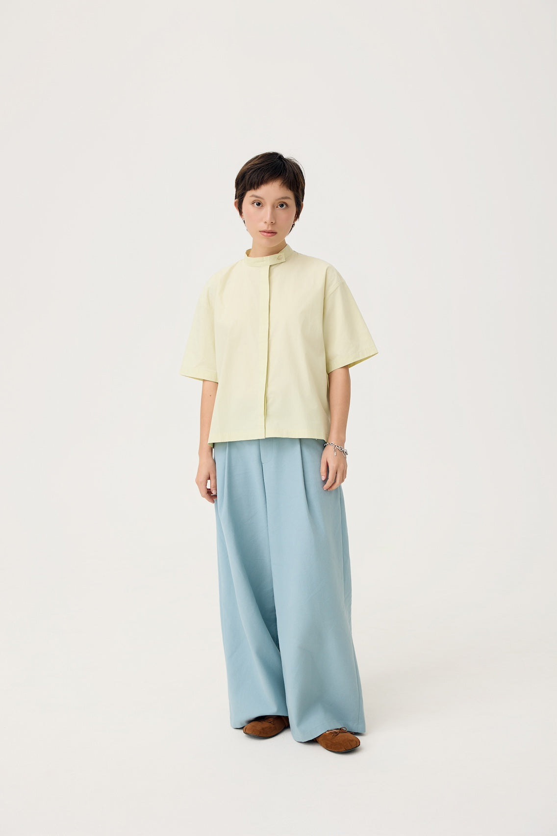 UTSURO CROP SHIRT IN PANDAN GREEN