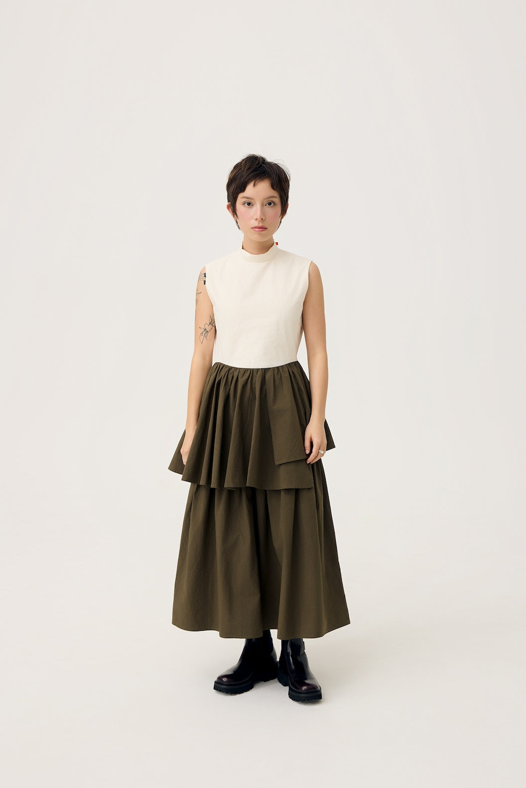 UKABU DRESS IN OLIVE & CREAM