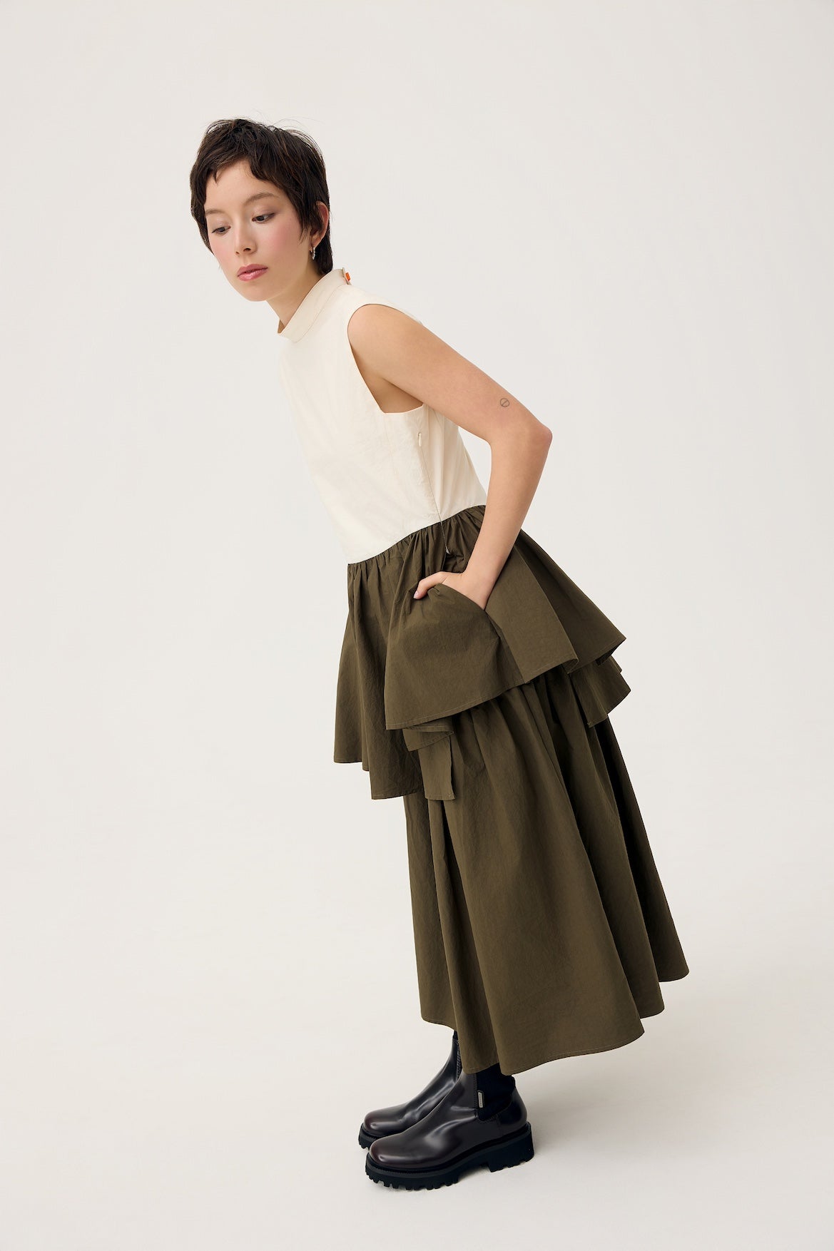 UKABU DRESS IN OLIVE & CREAM
