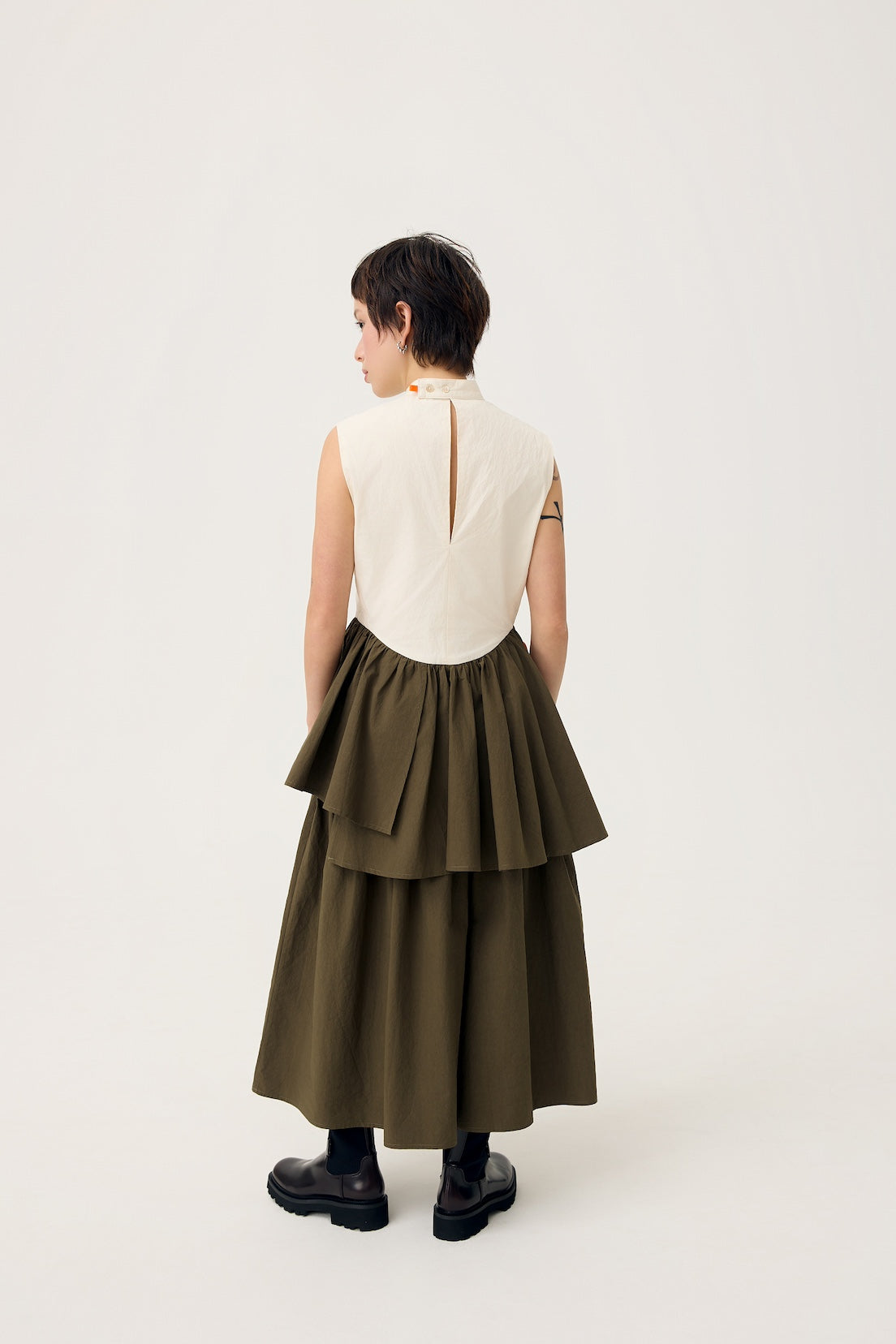 UKABU DRESS IN OLIVE & CREAM