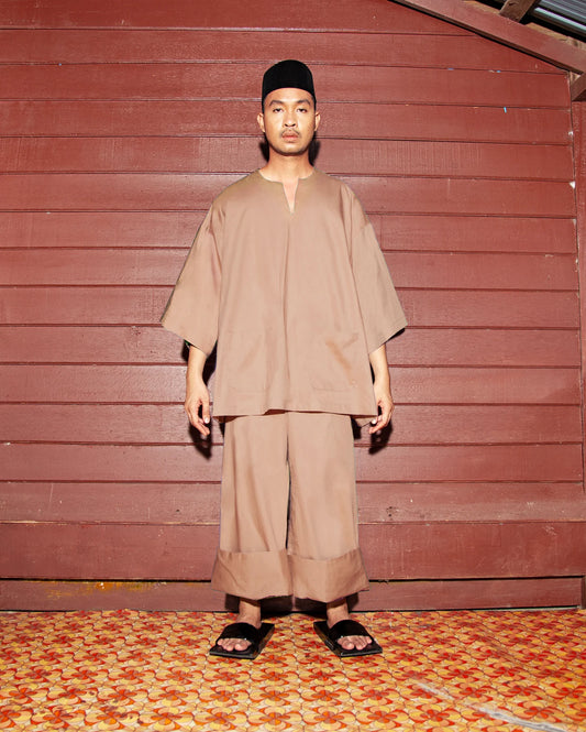 Baju Melayu Pendek Tan