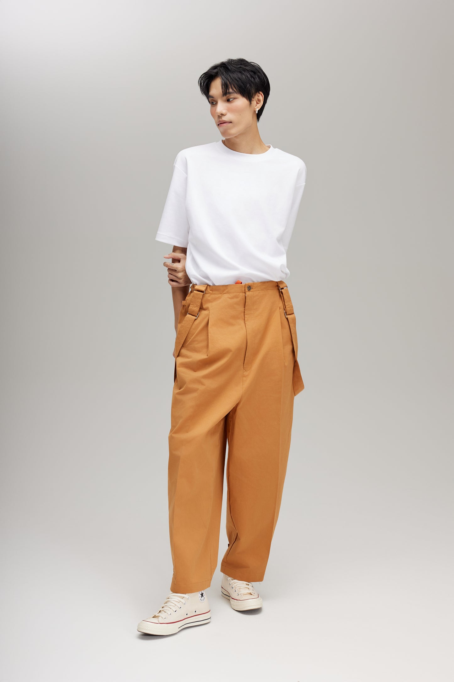 BARUN TROUSERS  IN CARAMEL