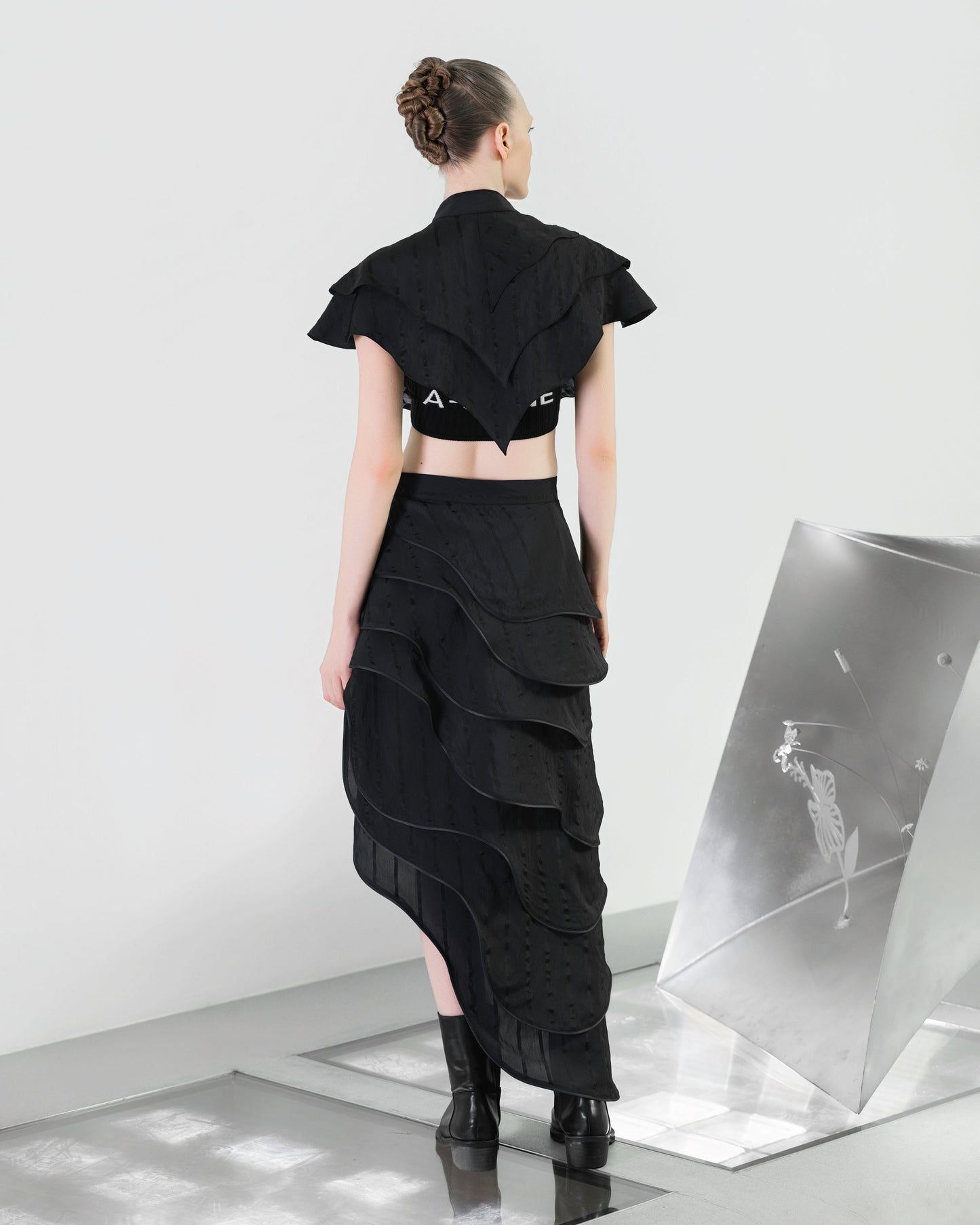 A-JANE Jass Layered Waves Collar