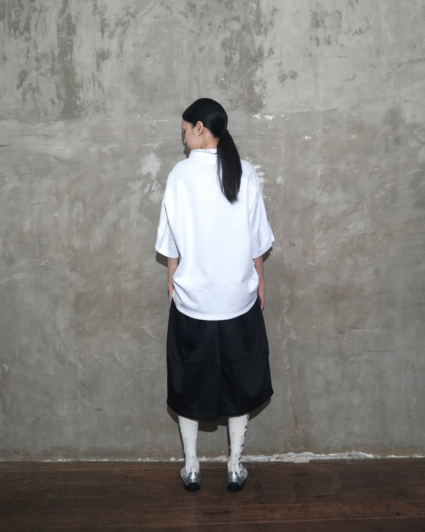 Curveform Jorts in Black