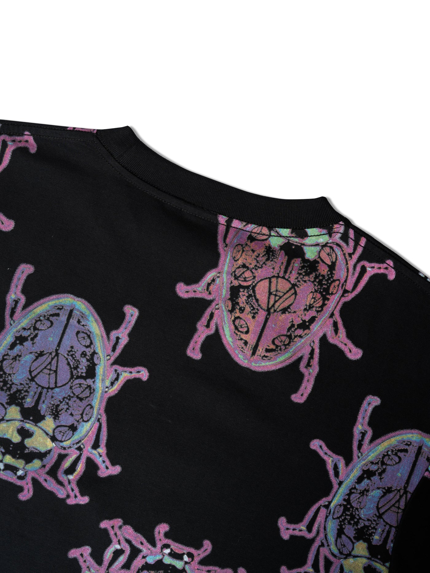 BUGS L/S TEE