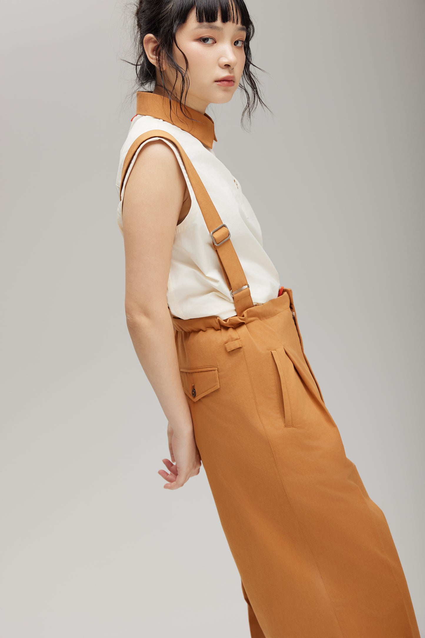 BARUN TROUSERS  IN CARAMEL