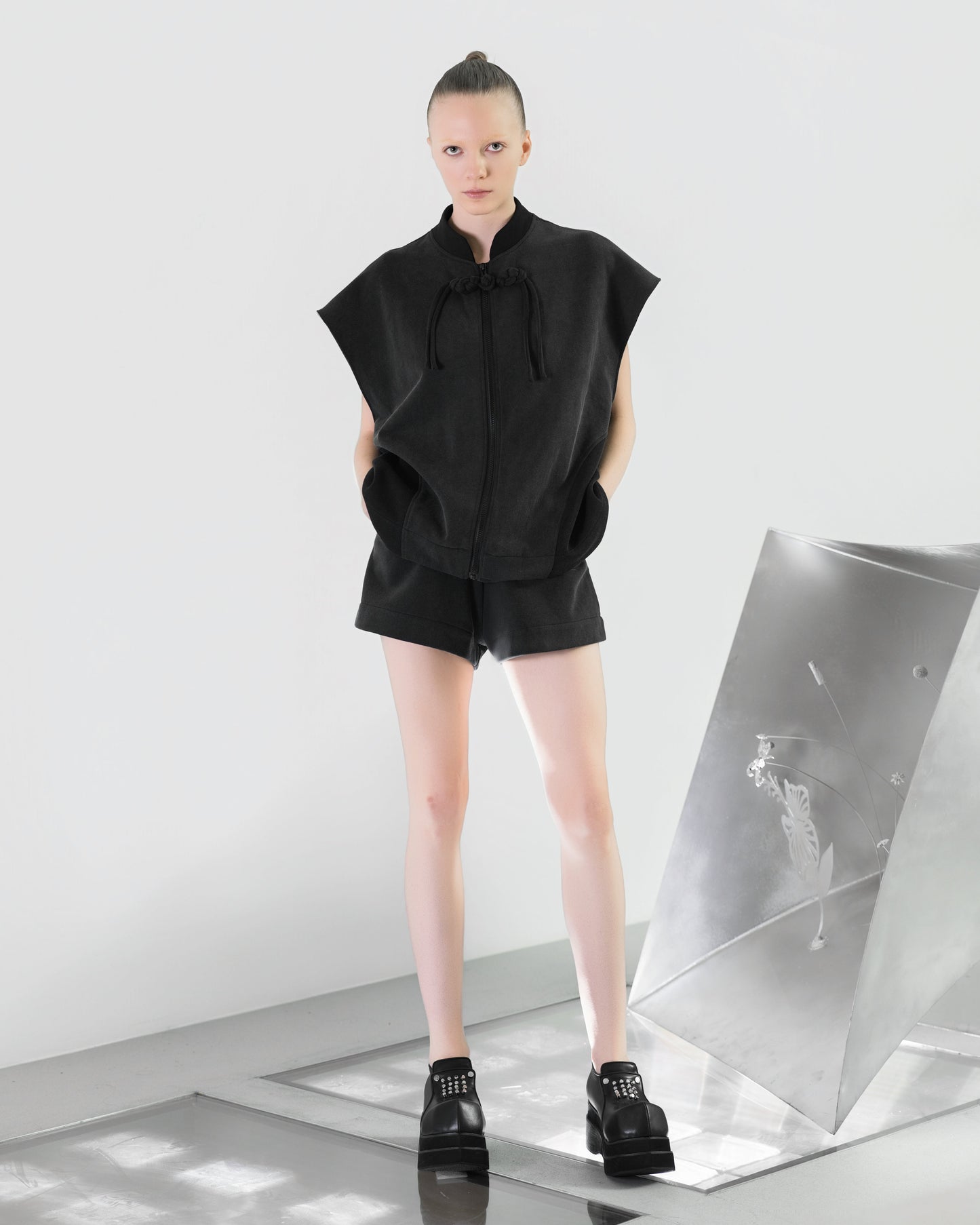 NOIZ N8TP3 Drop Shoulder Oversized Top