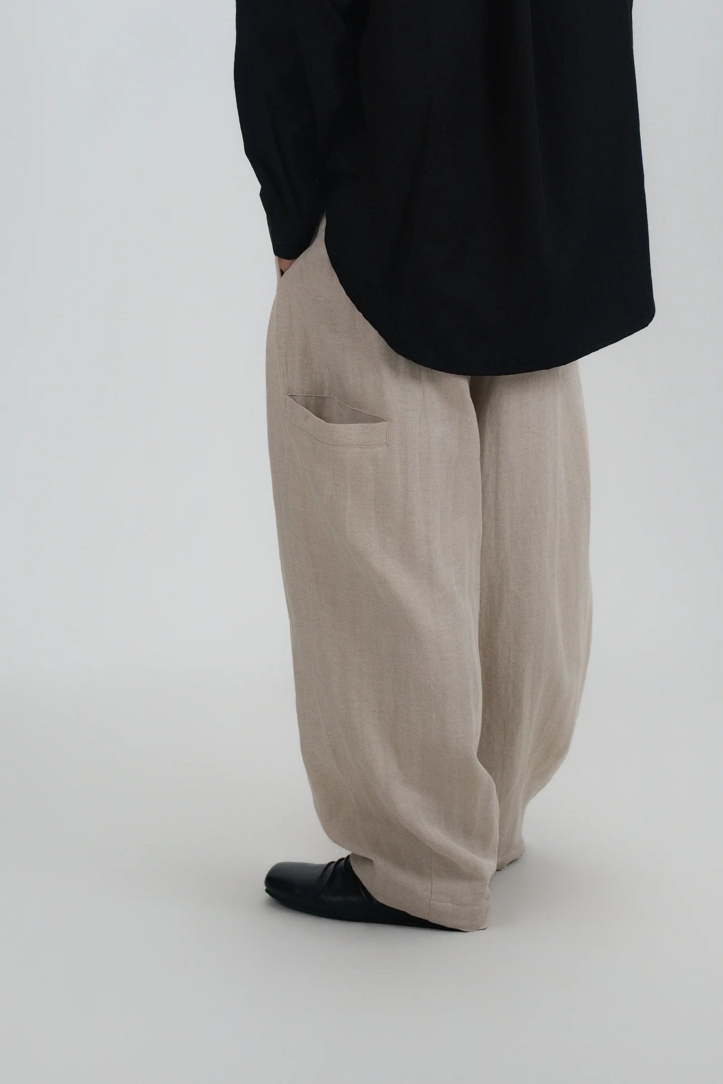 Gender Neutral Cocoon Trousers (Linen / Beige)