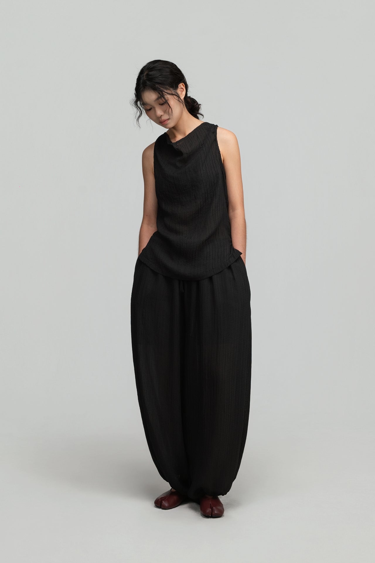 Soft Lantern Pants w/ Lining (Black) - BEV C multi label store