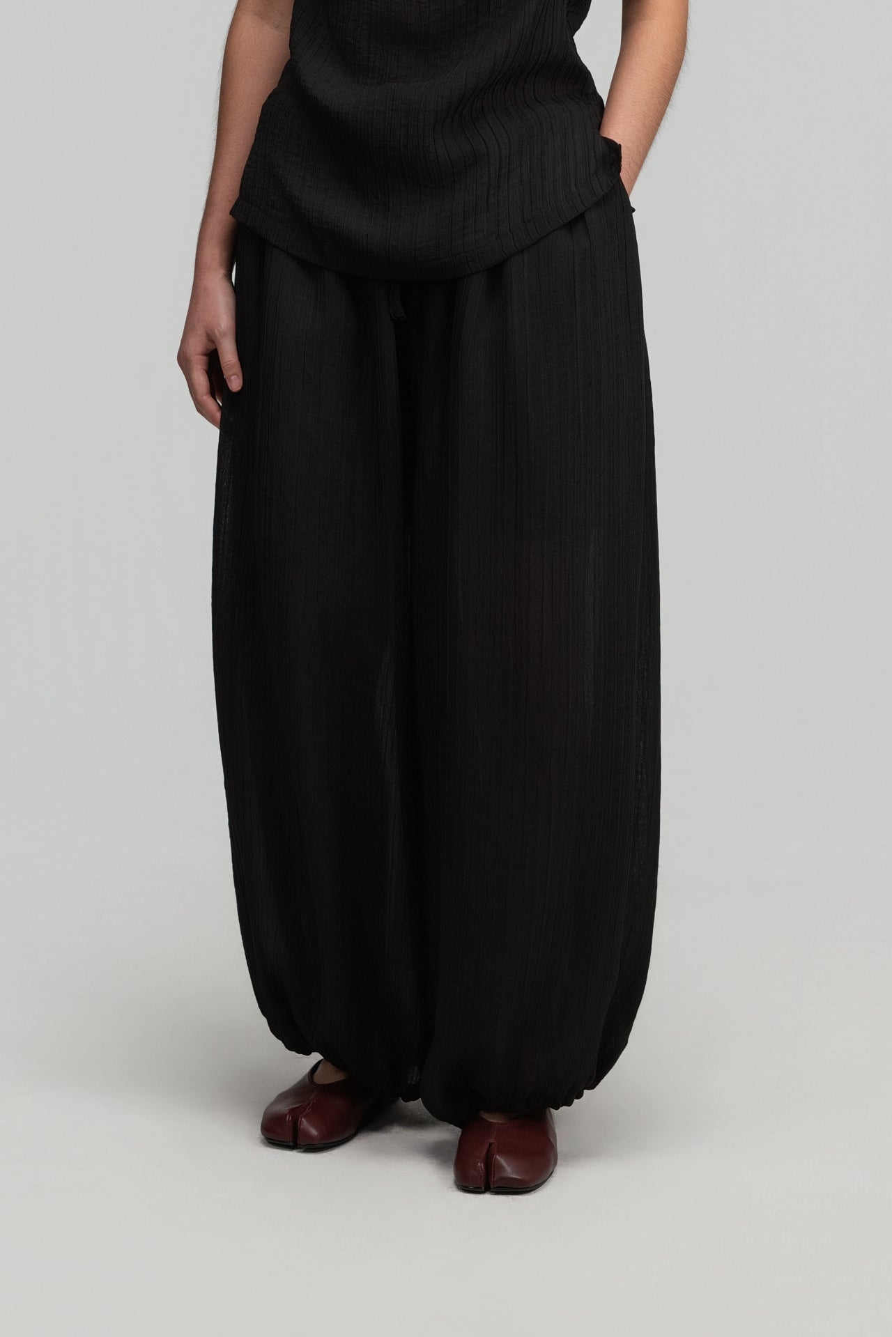 Soft Lantern Pants w/ Lining (Black) - BEV C multi label store