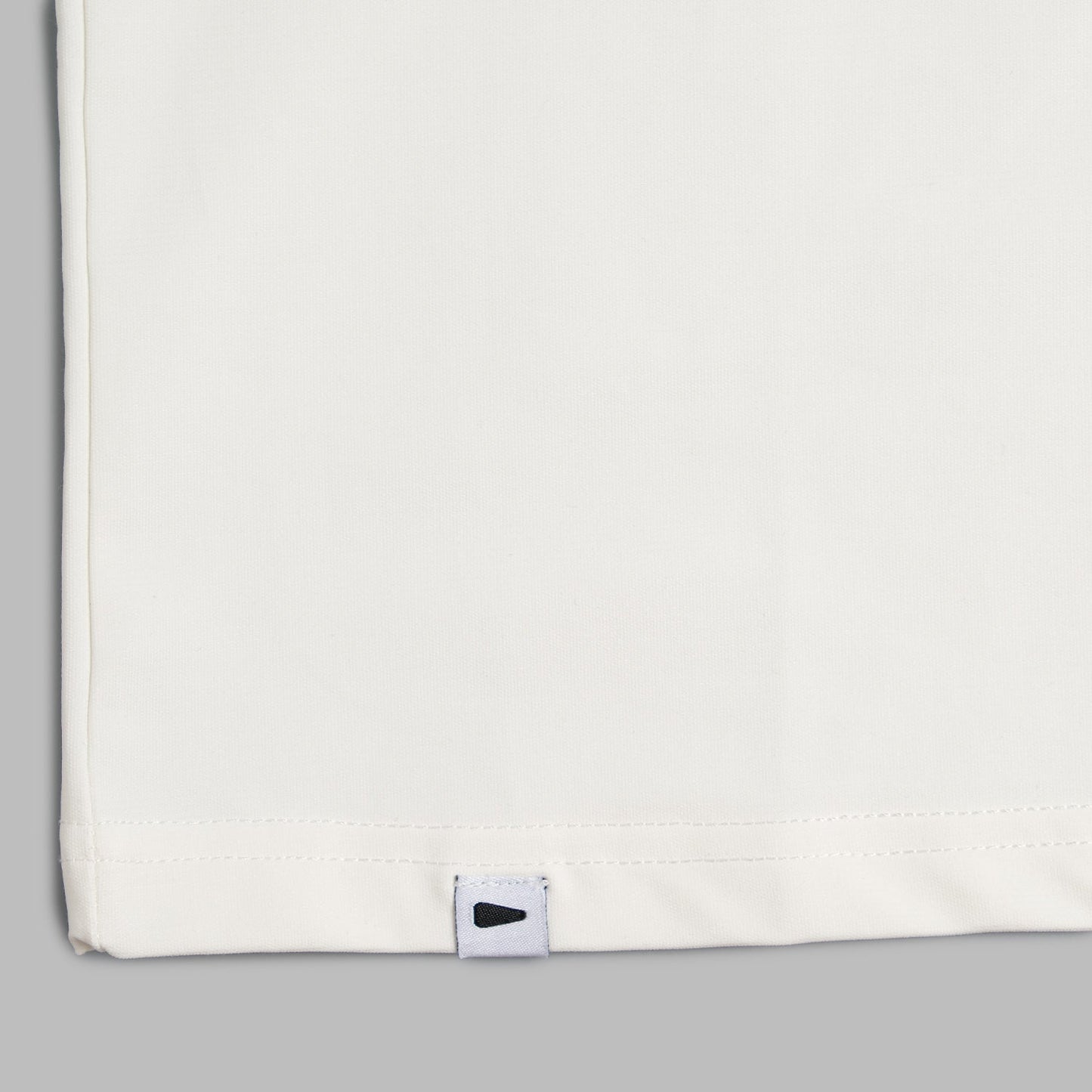 Posture Tee / Cotton - Ivory