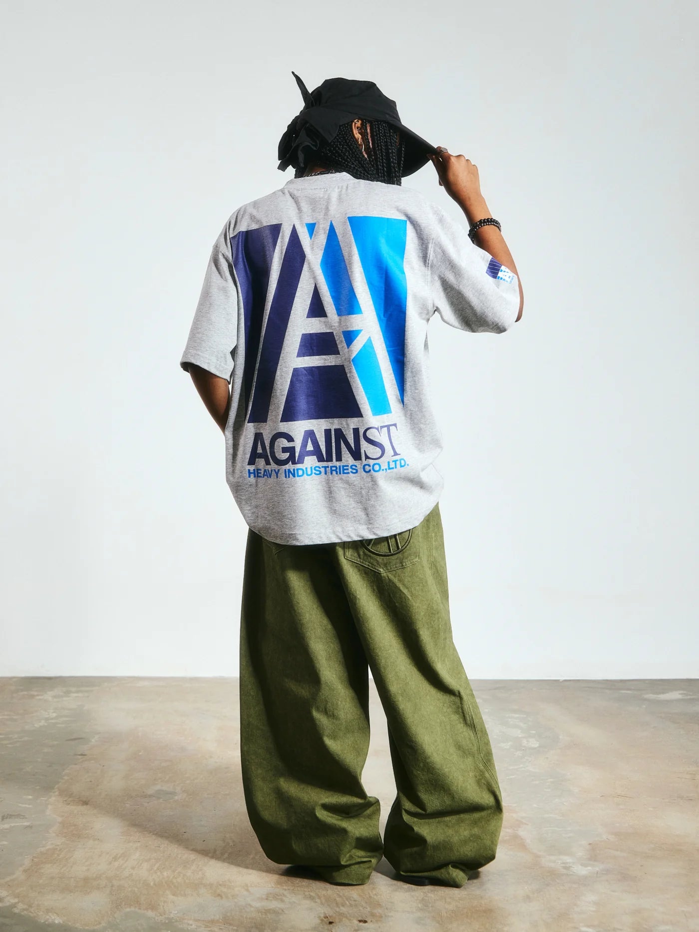 HEAVY INDUSTRIES TEE H. GREY