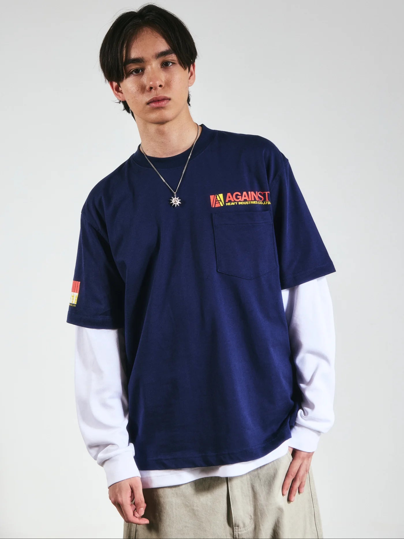 HEAVY INDUSTRIES TEE NAVY