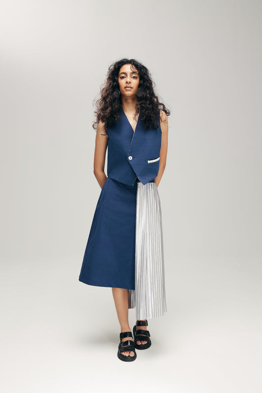 HANNEI SKIRT IN NAVY & SILVER