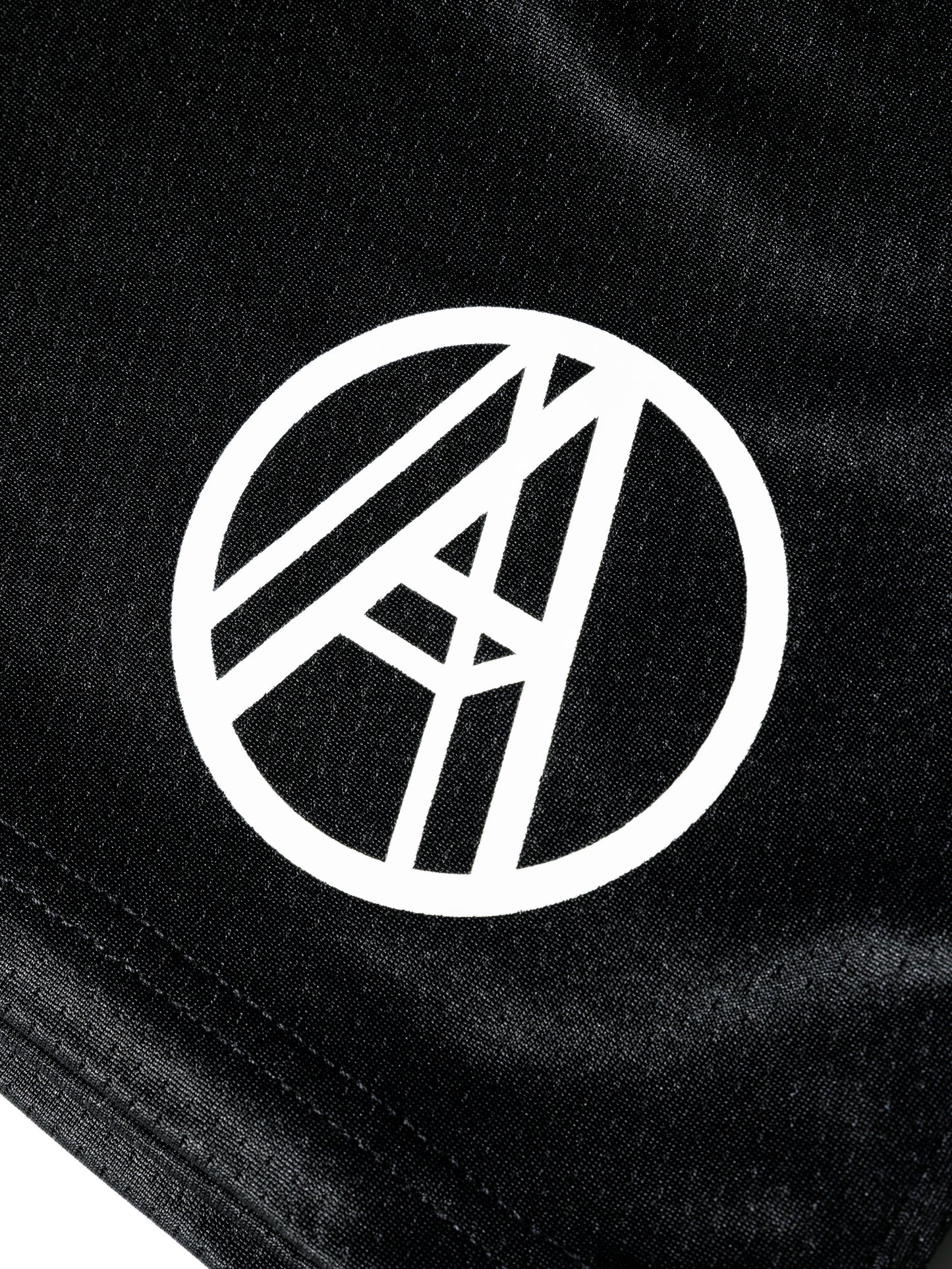 LOGO MESH SHORTS BLACK