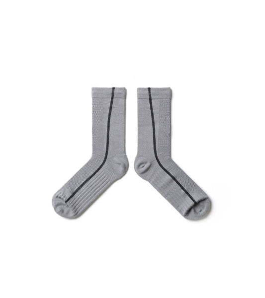 Line Grey - Flat-sew midcalf socks