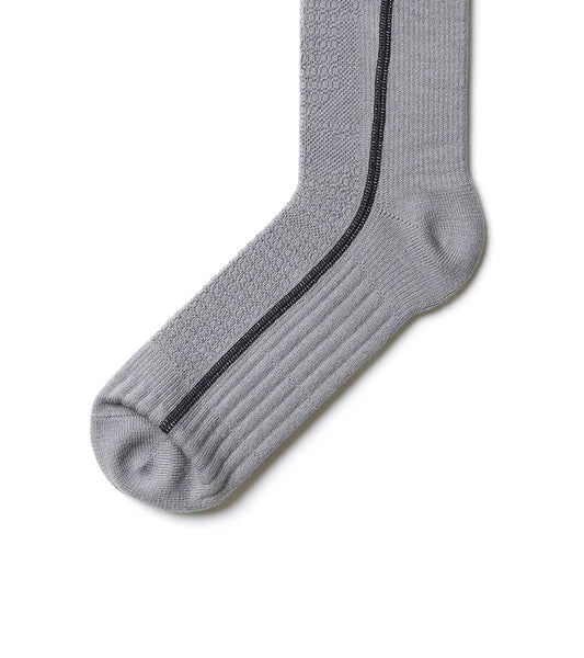 Line Grey - Flat-sew midcalf socks