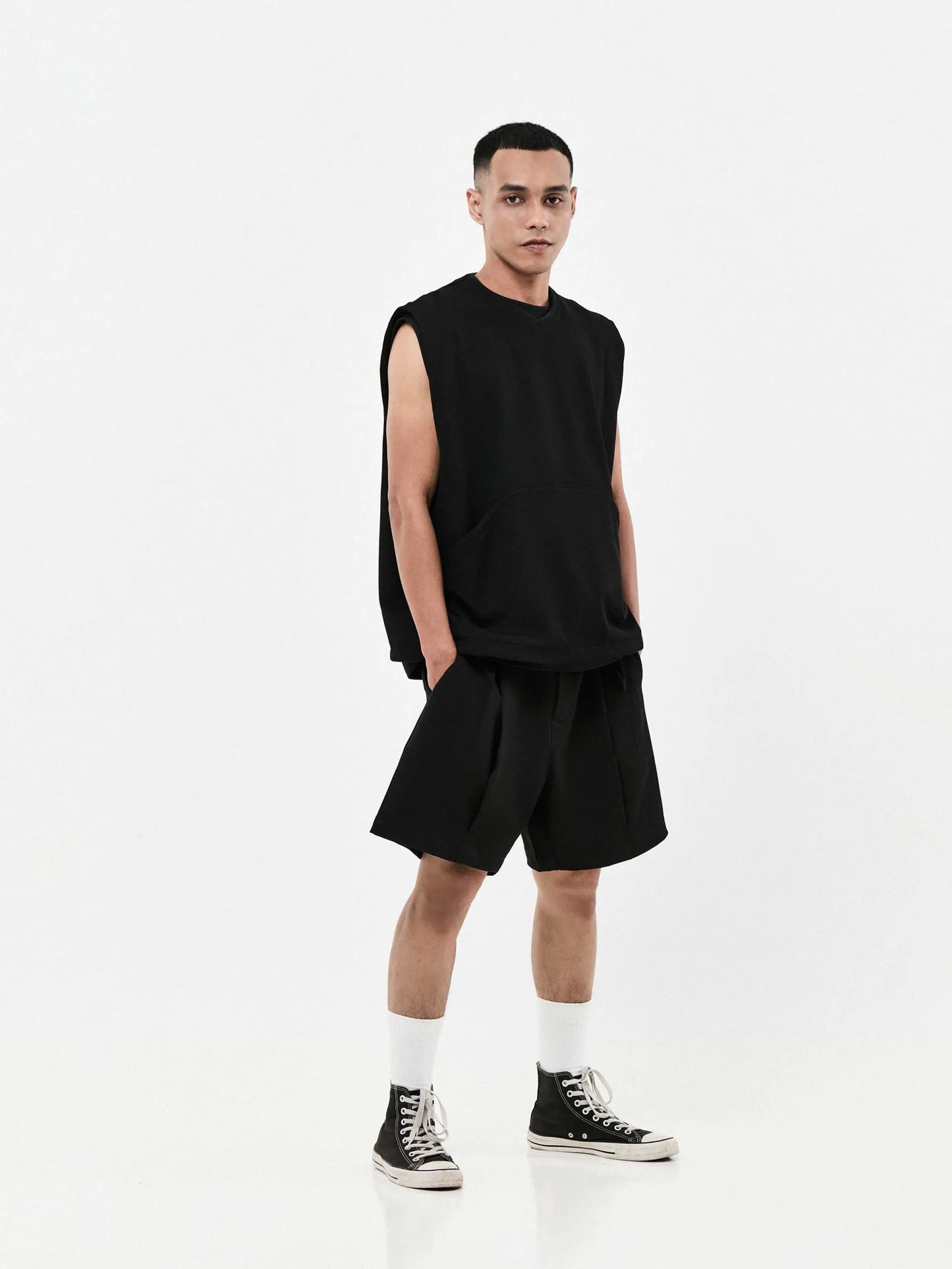 CASUAL QUARTER SUIT SHORTS | BLACK