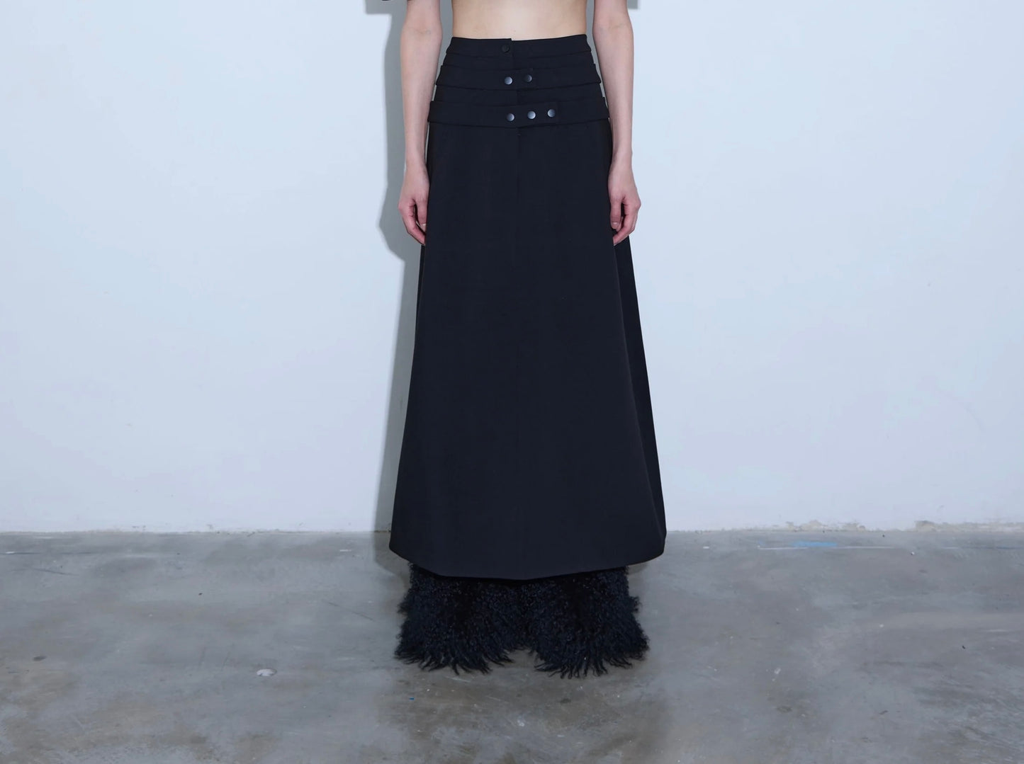 Akkordi Triple Waistband Long Skirt In Black