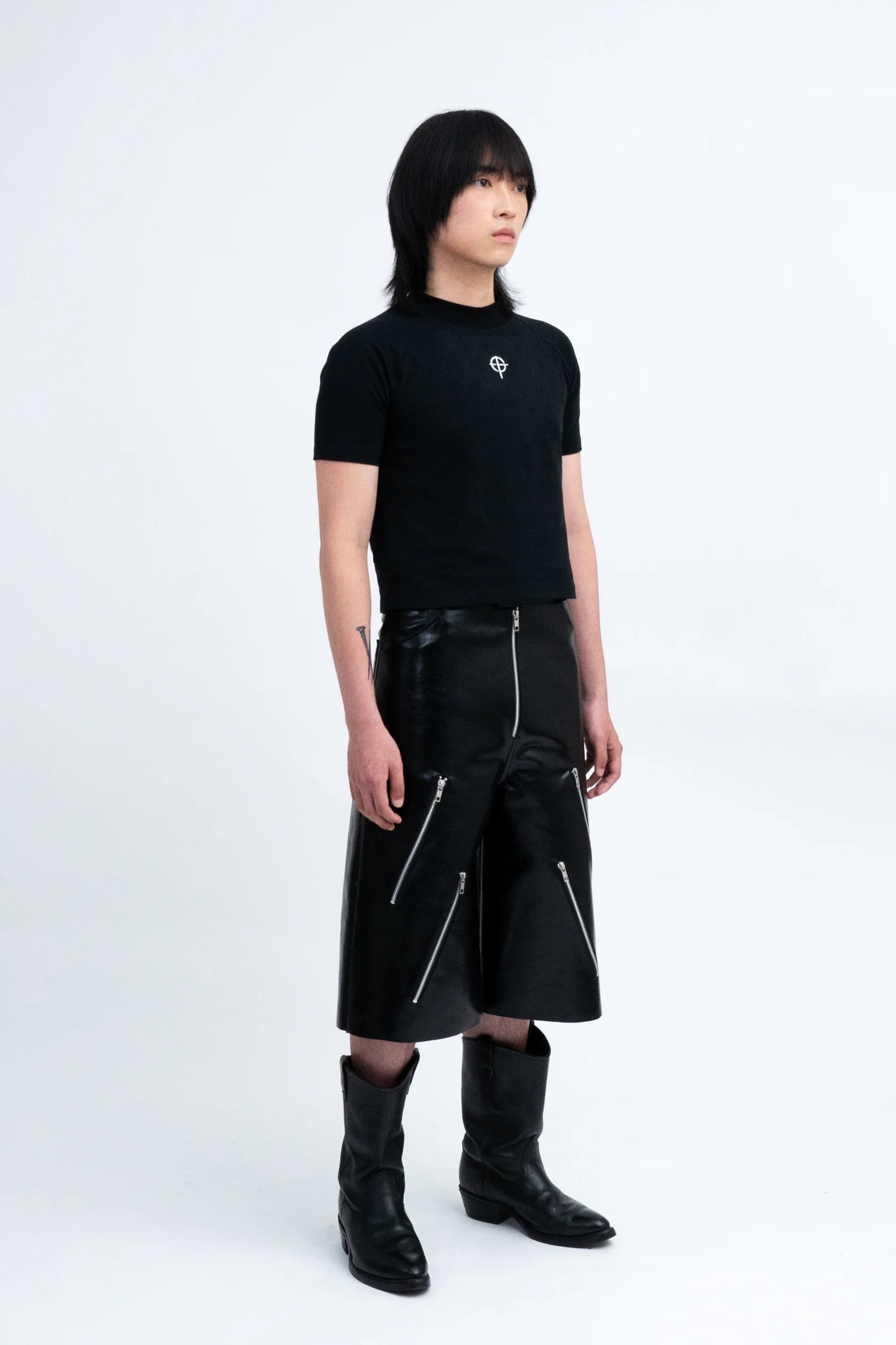 RHITTA AXE LEATHER JORTS